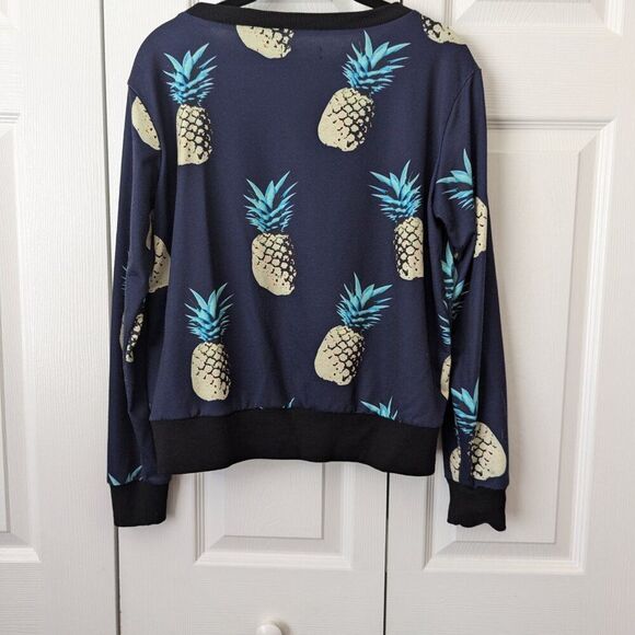 Cupshe Pineapple Print Pullover Top | Women’s Medium | Lightweight Knit - Picture 4 of 5